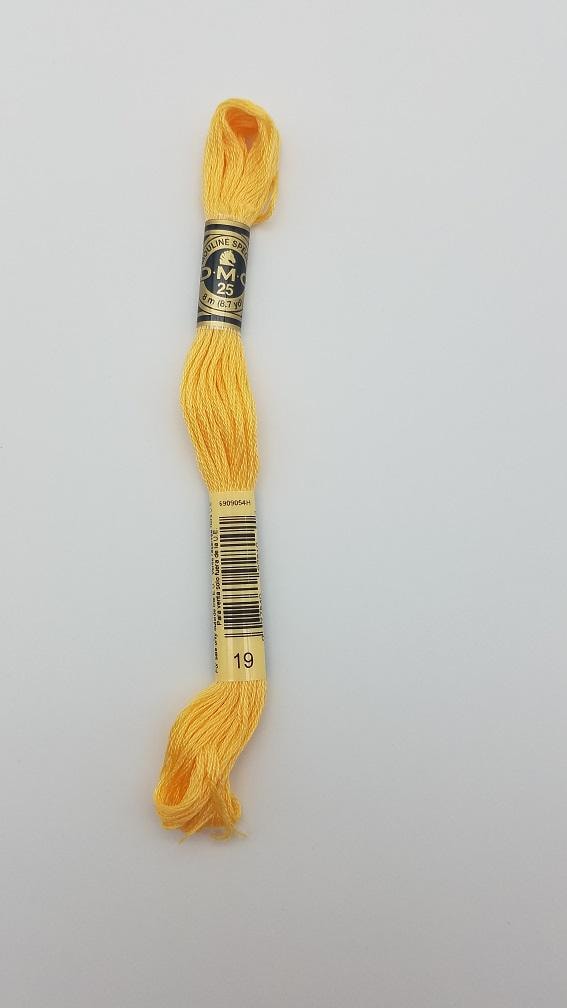 DMC 19 - 6-Strand Floss - Medium Light Autumn Gold