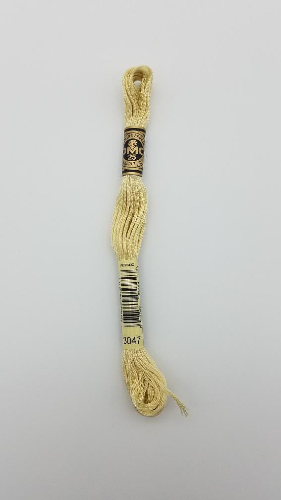 DMC 3047 - 6-Strand Floss - Yellow Beige Light